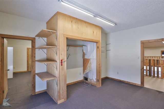 1402 S Clack Street, Abilene, TX 79605