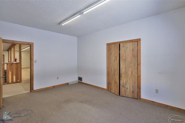 1402 S Clack Street, Abilene, TX 79605