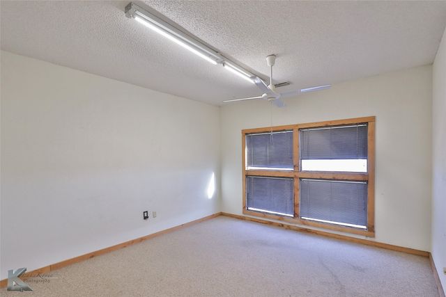 1402 S Clack Street, Abilene, TX 79605
