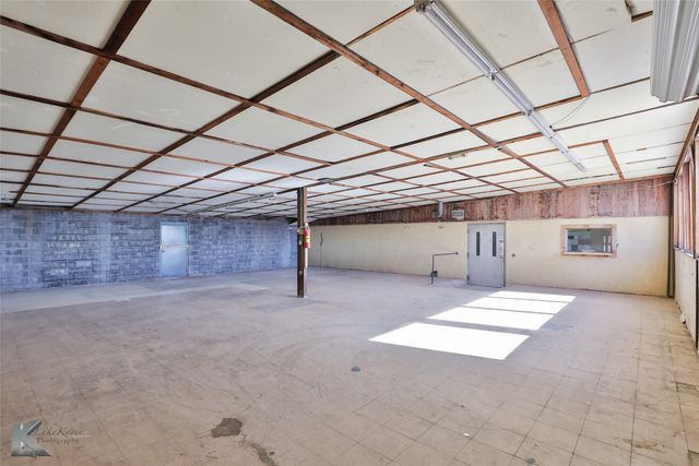 1402 S Clack Street, Abilene, TX 79605