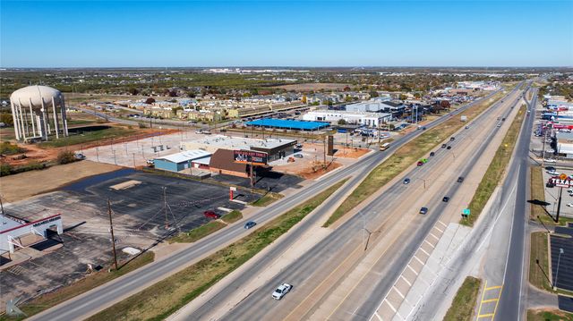 1402 S Clack Street, Abilene, TX 79605