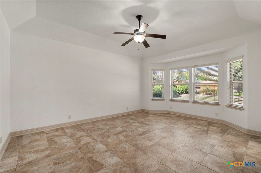 Image 19 of property listing at 904 Beechwood Lane, New Braunfels, TX 78130