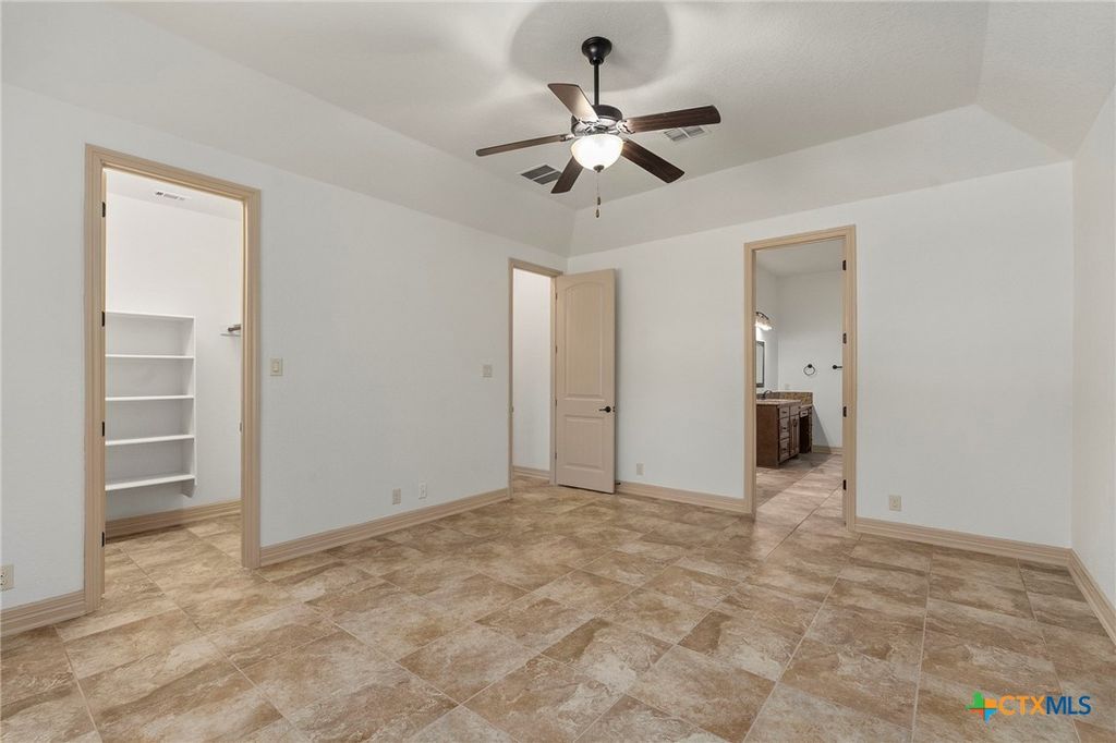 Image 21 of property listing at 904 Beechwood Lane, New Braunfels, TX 78130