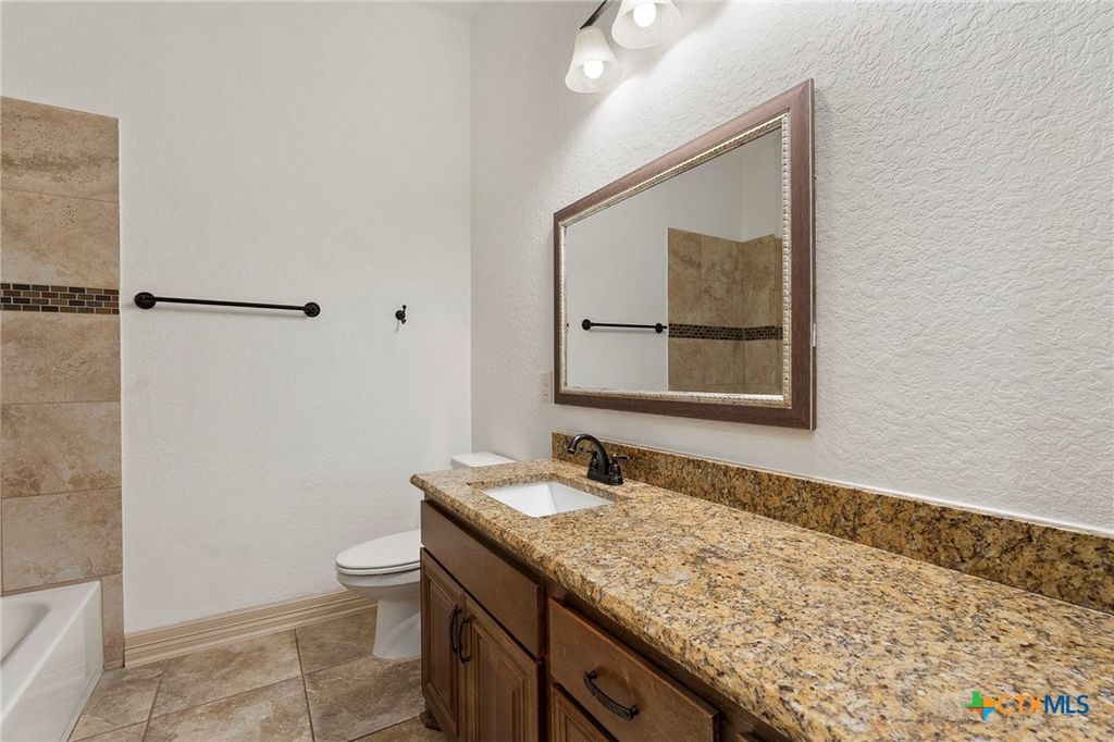 Image 28 of property listing at 904 Beechwood Lane, New Braunfels, TX 78130
