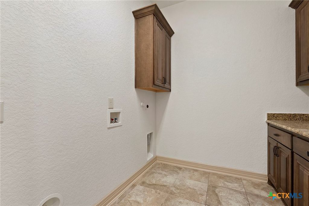 Image 32 of property listing at 904 Beechwood Lane, New Braunfels, TX 78130