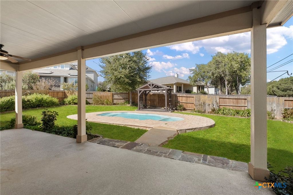 Image 35 of property listing at 904 Beechwood Lane, New Braunfels, TX 78130