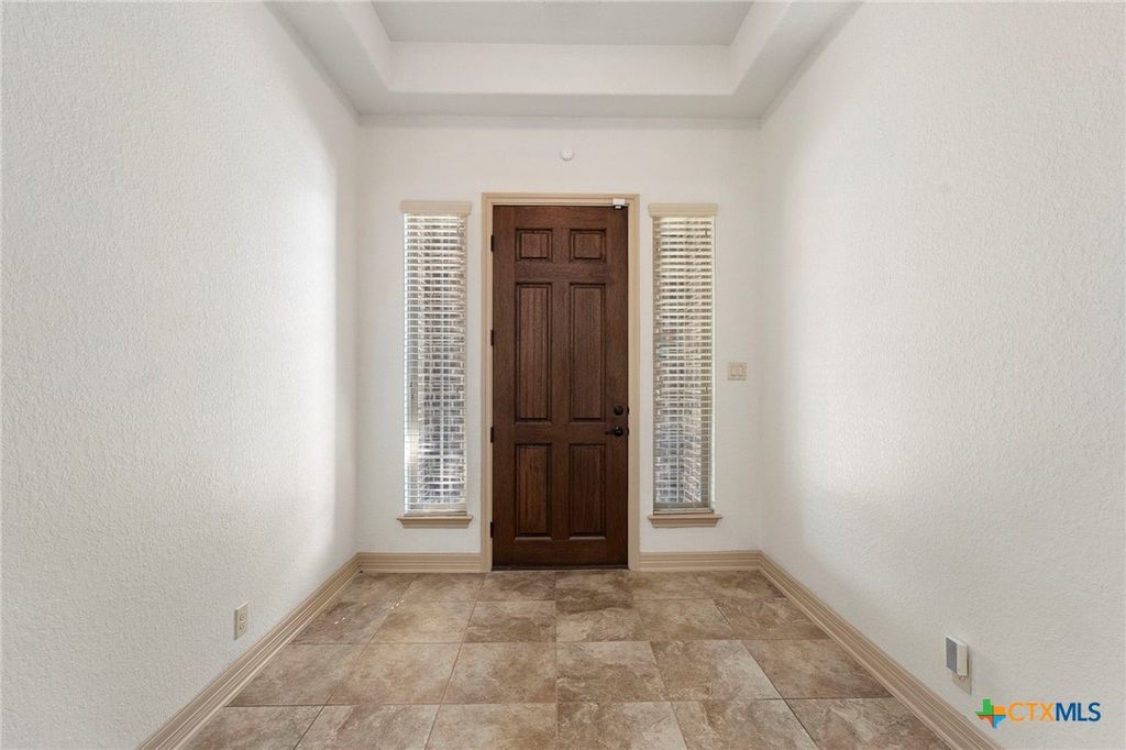 Image 6 of property listing at 904 Beechwood Lane, New Braunfels, TX 78130