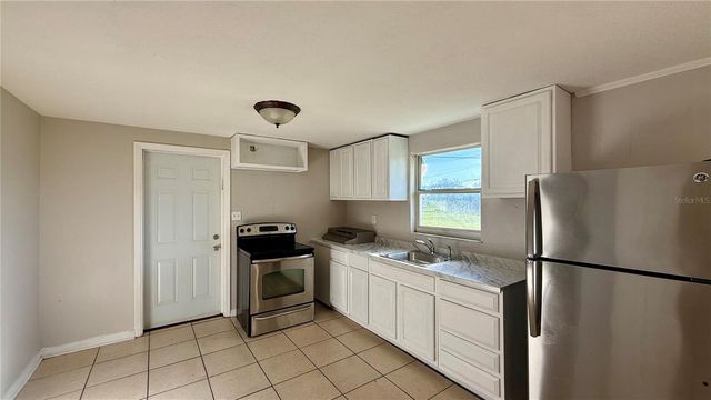 1314 N COMBEE ROAD 4, Lakeland, FL 33801