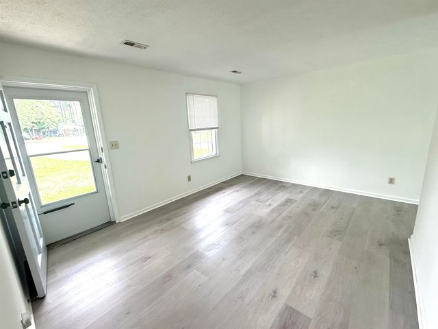 554 Captain Ct., Myrtle Beach, SC 29579