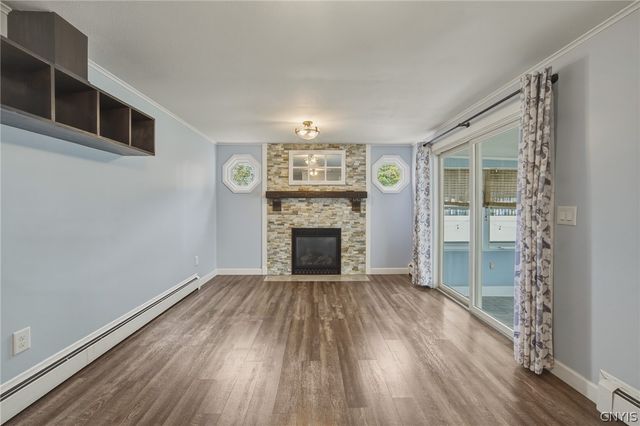 203 Riverdale Road, Clay, NY 13090