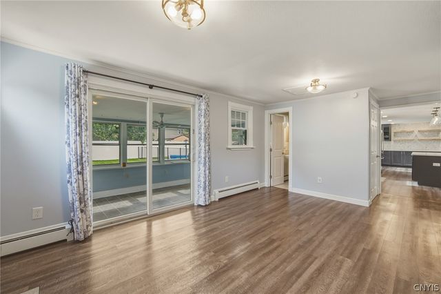 203 Riverdale Road, Clay, NY 13090