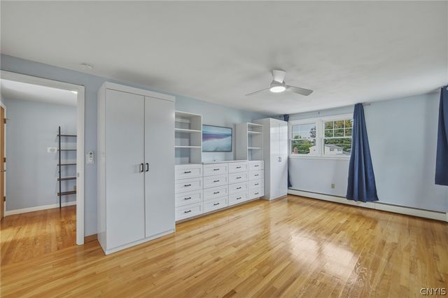 203 Riverdale Road, Clay, NY 13090
