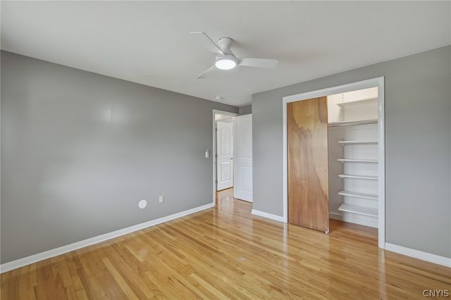 203 Riverdale Road, Clay, NY 13090