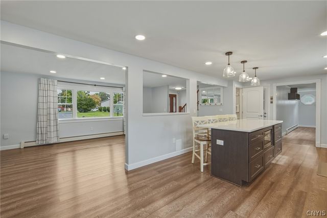 203 Riverdale Road, Clay, NY 13090