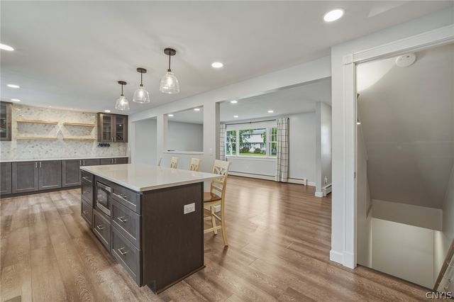 203 Riverdale Road, Clay, NY 13090