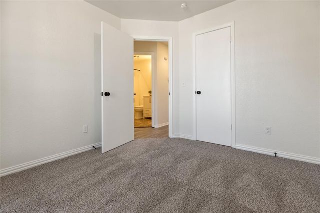 901 N Avery Drive, Moore, OK 73160