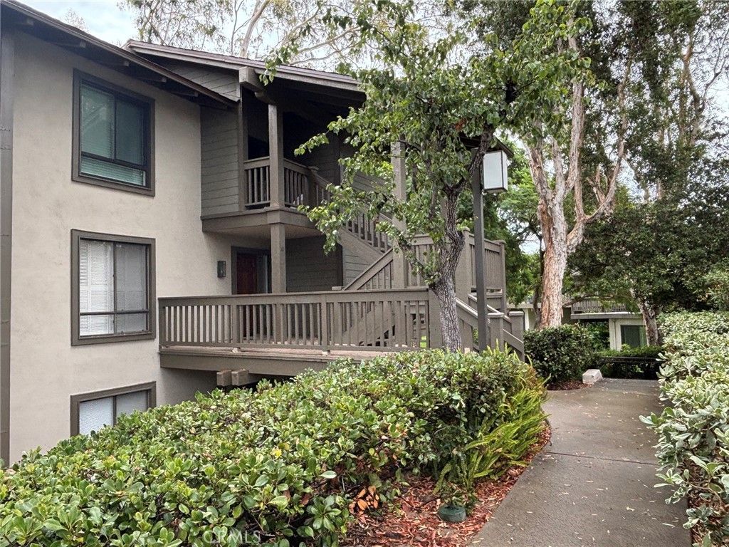 12 Lago Norte, Irvine, CA 92612 — photo 2