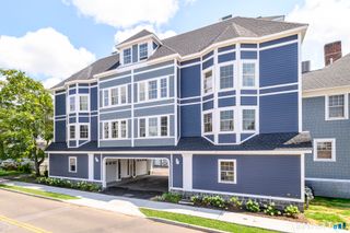 1911 Summer Street 1, Stamford, CT 06905