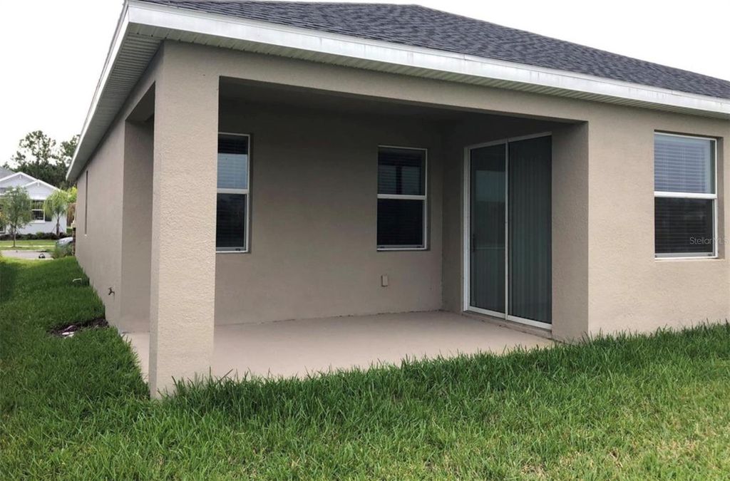 Image 3 of property listing at 10229 LOVEGRASS LANE, Orlando, FL 32832