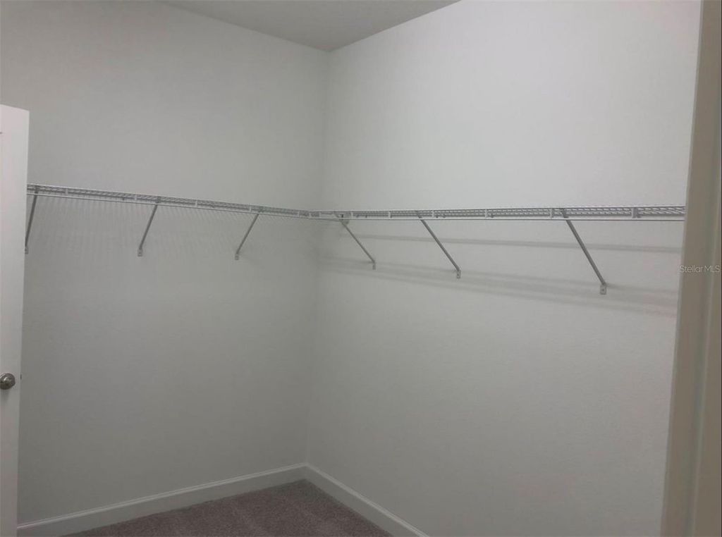 Image 22 of property listing at 10229 LOVEGRASS LANE, Orlando, FL 32832