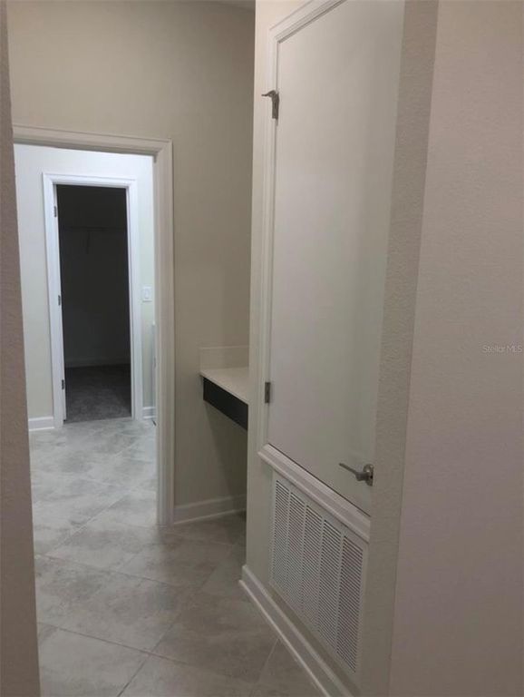 Image 28 of property listing at 10229 LOVEGRASS LANE, Orlando, FL 32832