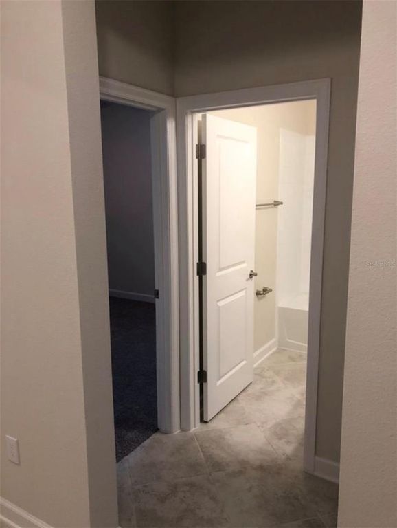 Image 30 of property listing at 10229 LOVEGRASS LANE, Orlando, FL 32832