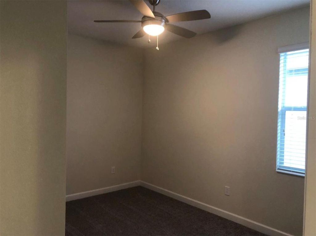 Image 31 of property listing at 10229 LOVEGRASS LANE, Orlando, FL 32832