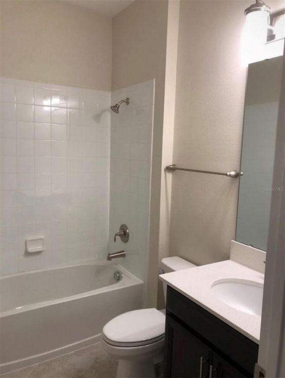 Image 33 of property listing at 10229 LOVEGRASS LANE, Orlando, FL 32832