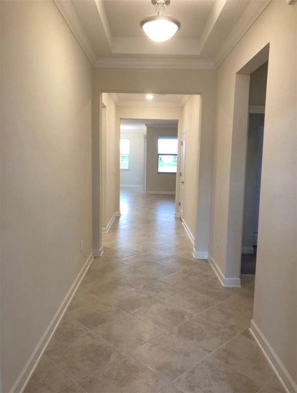 Image 5 of property listing at 10229 LOVEGRASS LANE, Orlando, FL 32832