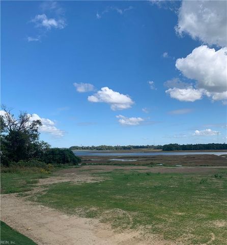 104 Getty RD, Suffolk, VA 23434