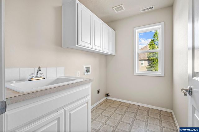 762 Burgundy Av NE, Keizer, OR 97303