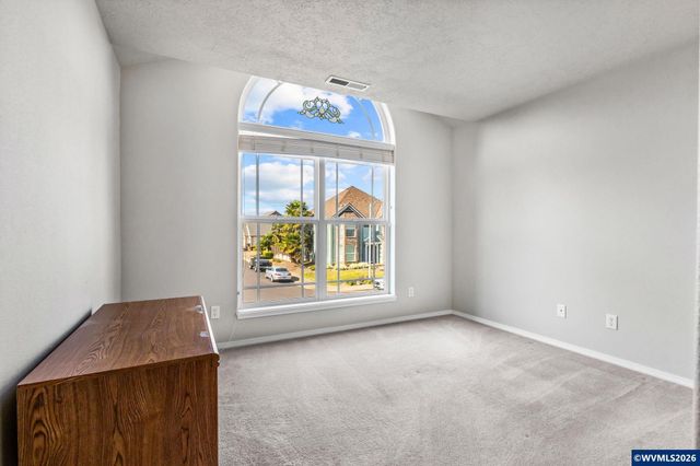 762 Burgundy Av NE, Keizer, OR 97303