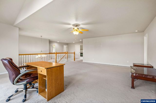 762 Burgundy Av NE, Keizer, OR 97303
