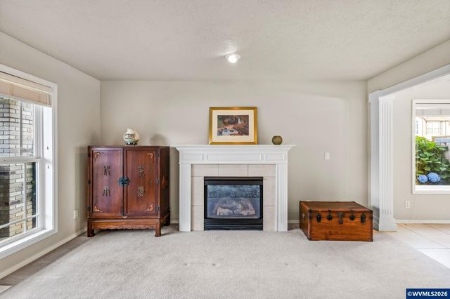 762 Burgundy Av NE, Keizer, OR 97303