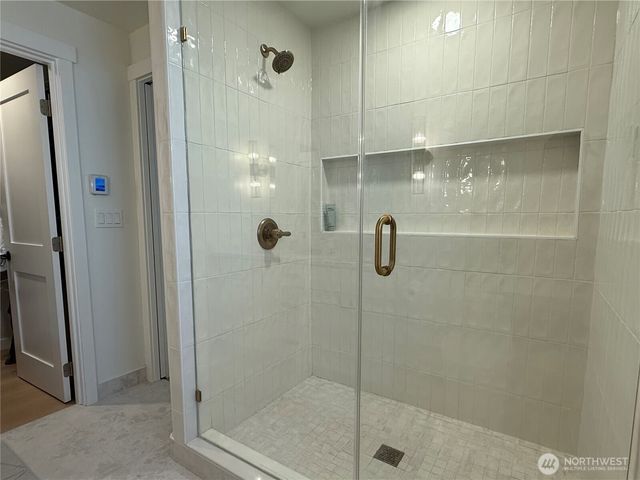 9323 NE 124th Street, Kirkland, WA 98034