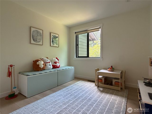 9323 NE 124th Street, Kirkland, WA 98034