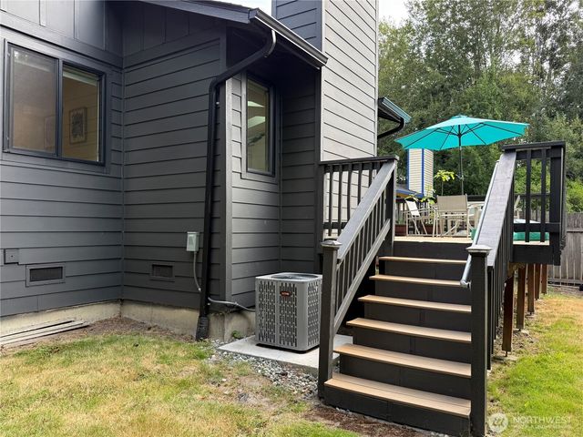 9323 NE 124th Street, Kirkland, WA 98034