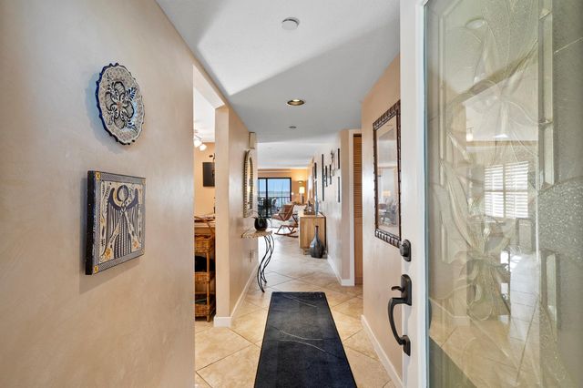 415 NW North River Drive 201, Stuart, FL 34994