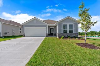21347 Cleveland Street, Spring Hill, KS 66083