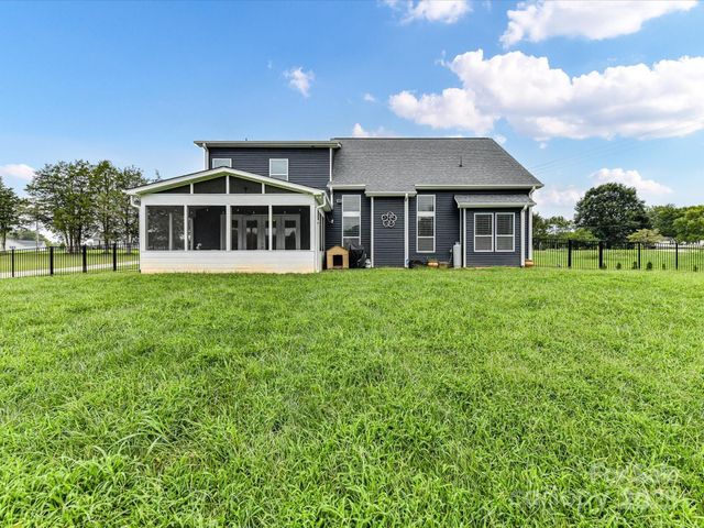 215 Lone Pine Road, Statesville, NC 28625