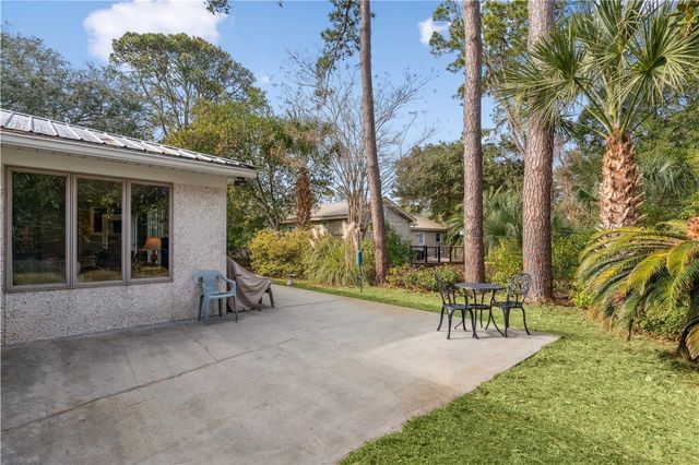 3 Barnes Ave A, Jekyll Island, GA 31527