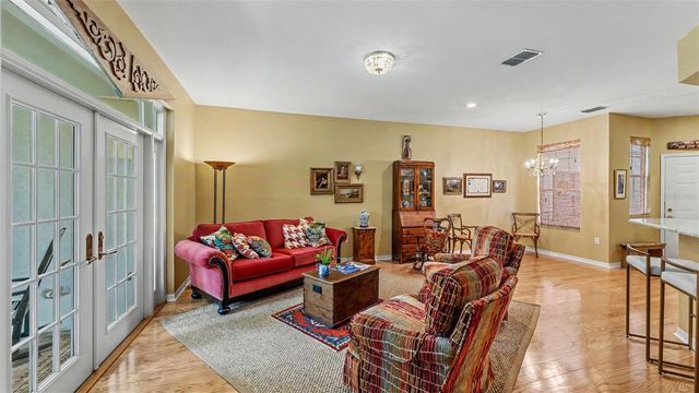 564 GRASSLANDS VILLAGE CIRCLE, Lakeland, FL 33803