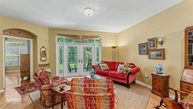 564 GRASSLANDS VILLAGE CIRCLE, Lakeland, FL 33803