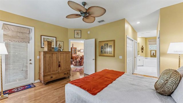 564 GRASSLANDS VILLAGE CIRCLE, Lakeland, FL 33803