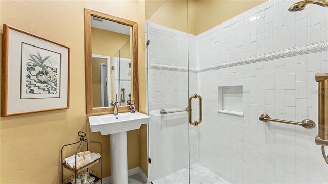 564 GRASSLANDS VILLAGE CIRCLE, Lakeland, FL 33803