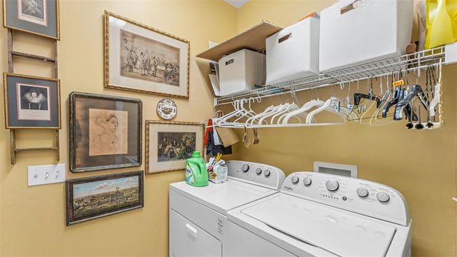 564 GRASSLANDS VILLAGE CIRCLE, Lakeland, FL 33803