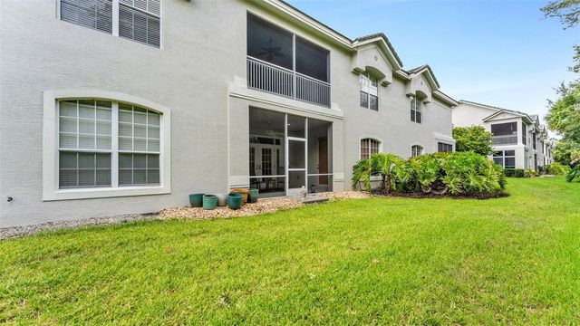 564 GRASSLANDS VILLAGE CIRCLE, Lakeland, FL 33803