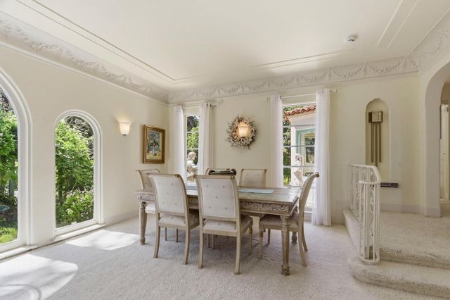 18211 Saratoga Los Gatos Road, Monte Sereno, CA 95030