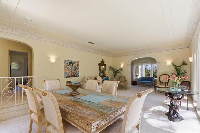 18211 Saratoga Los Gatos Road, Monte Sereno, CA 95030