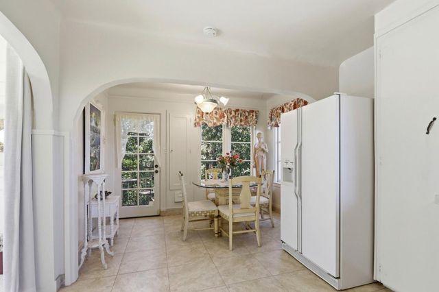 18211 Saratoga Los Gatos Road, Monte Sereno, CA 95030